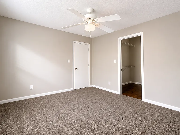 13505 Bolingbrook Ln — Photo 13