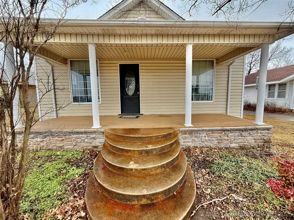 103 S Vann St, Pryor, OK 74361