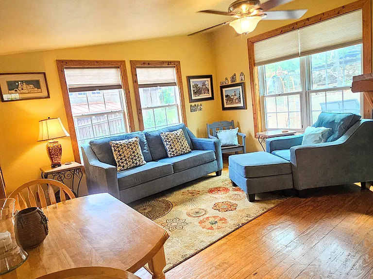 905 Tanglewood Ln — Photo 12