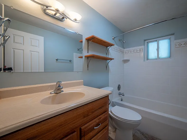 2561 Rutrough Rd — Photo 16