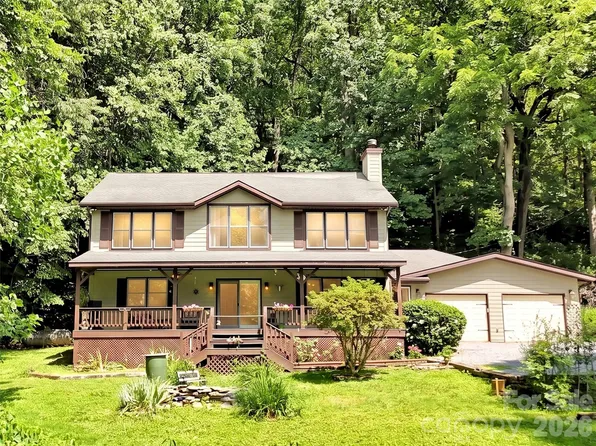 150 Sorghum Dr, Waynesville, NC 28785