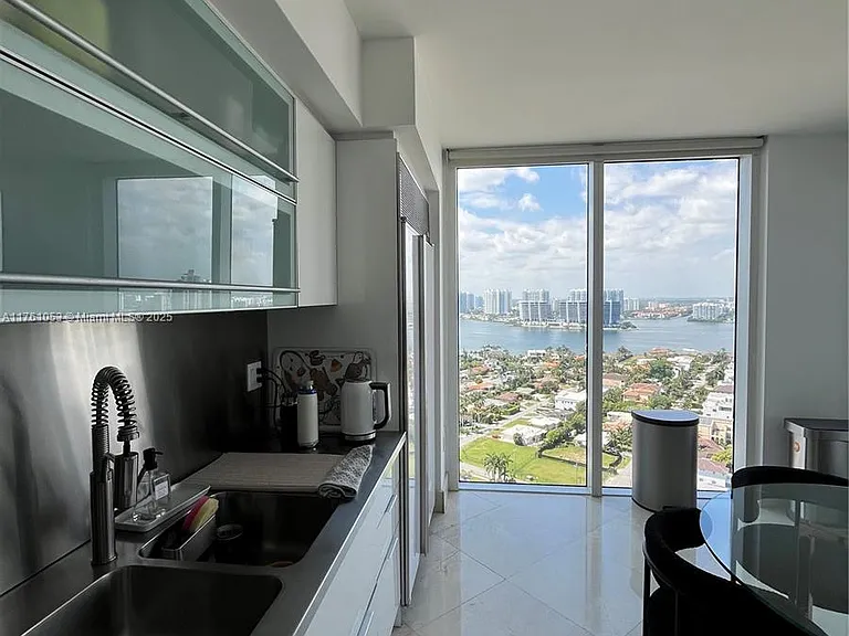 18911 Collins Ave #2607 — Photo 10