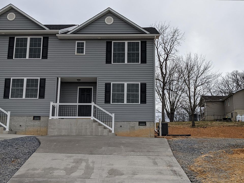 1st image of 263 W Duck St Front 263