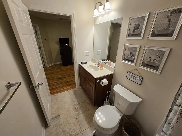 217 Alameda Ave — Photo 34