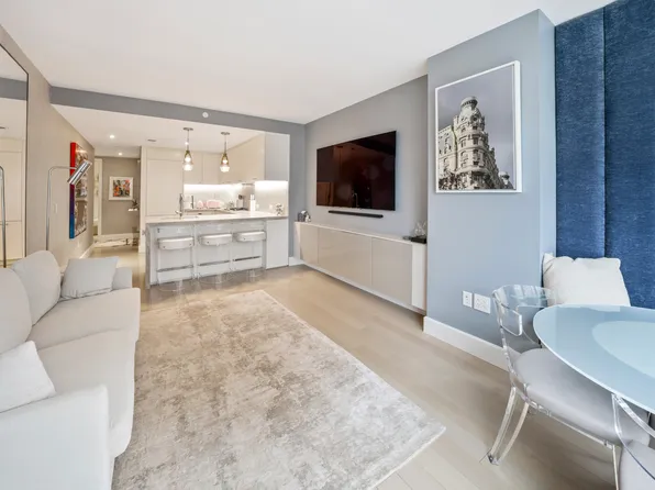 212 West 72nd Street 9C image 3 of 11