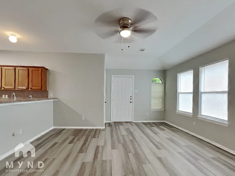24226 Hard Wood Dr — Photo 6