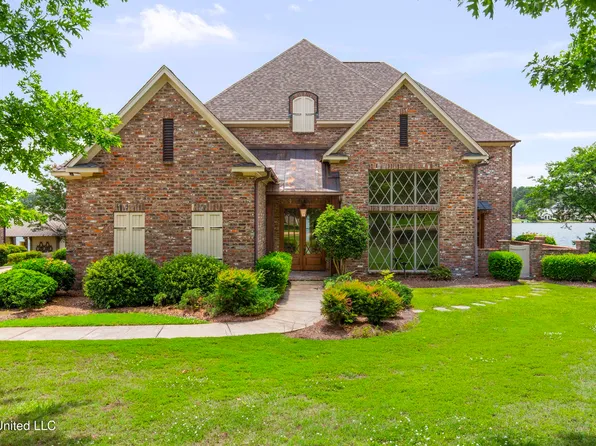 119 Northlake Dr, Madison, MS 39110