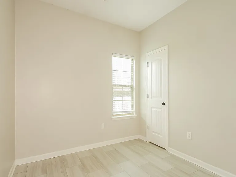 140 Hidden Meadows Ln — Photo 13