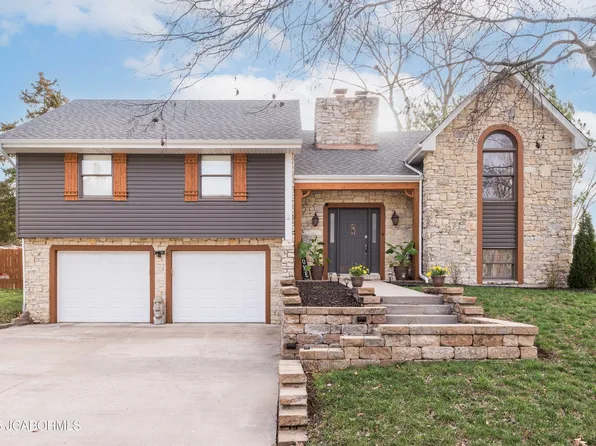 1705 Westport Ct, Jefferson City, MO 65109