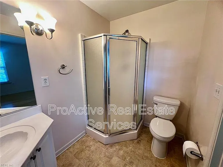 4581 Duffy Dr — Photo 16