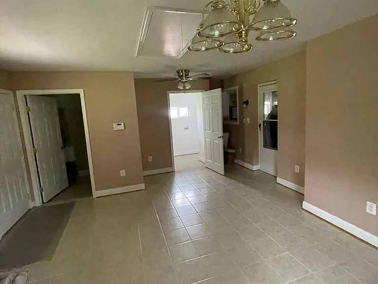 14606 Bristow Rd — Photo 15
