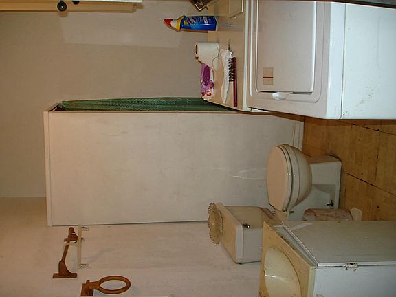 2nd image of 2216 18th St