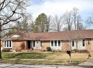 485 Maymont Dr, Ballwin, MO 63011