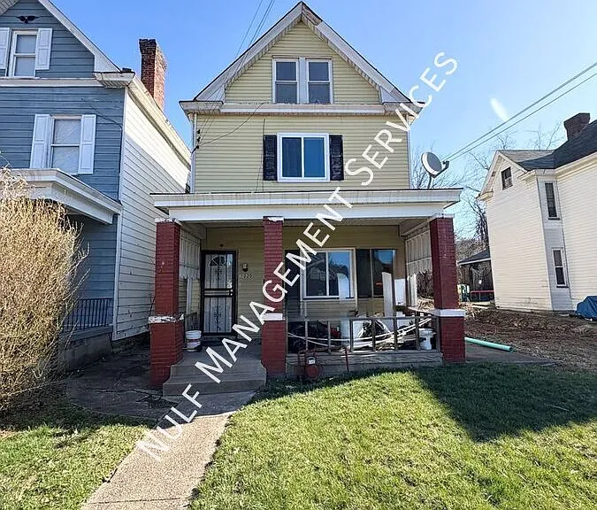 1020 Lakewood St — Photo 11