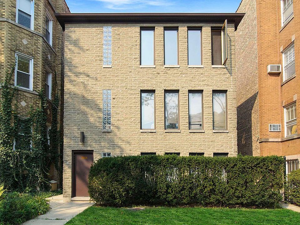 1st image of 7444 N Claremont Ave #3