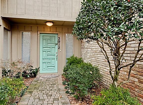2nd image of 3912 Leon Dr