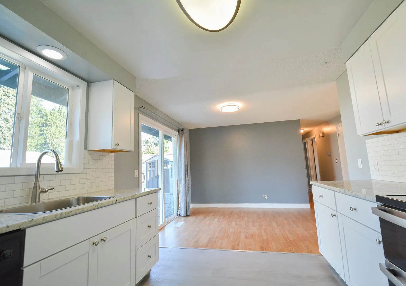 Spacious Multi-Generational Rental Opportunity 3 Bed, 2 Bath Home + Detached ADU — Photo 4
