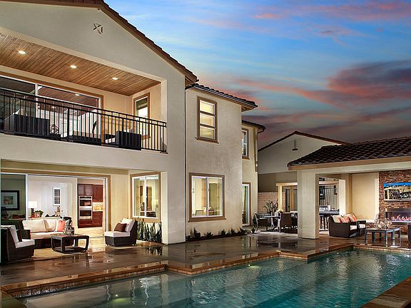 Arista At Aliento Plan 2 Model Home Backyard