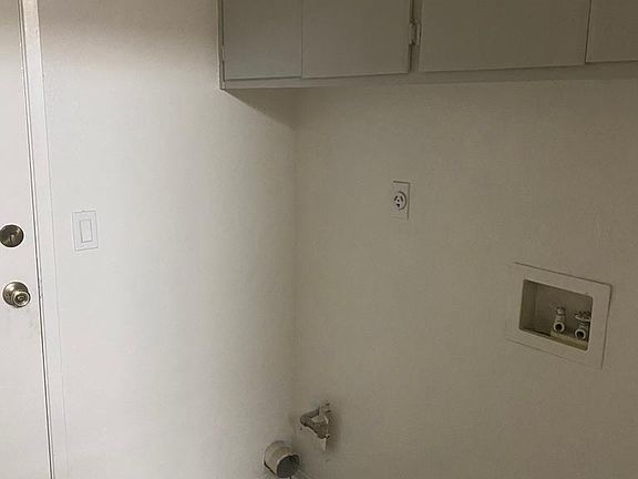 5th image of 3648 Kensley Dr