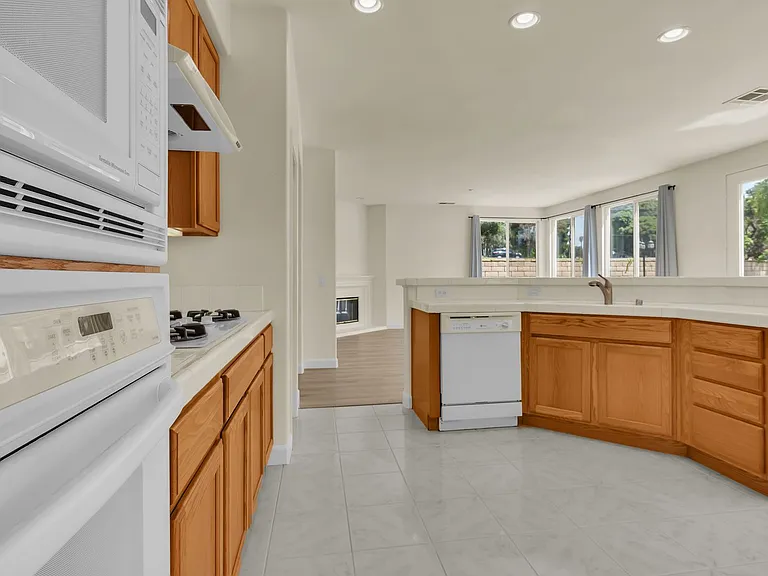 10 Clearwater Cv — Photo 19