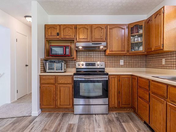 3rd image of 2857 Camba Rd