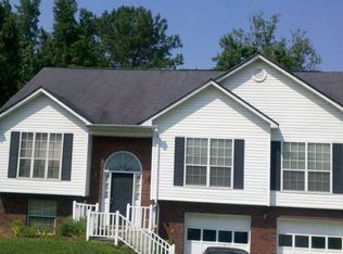 1447 Bentley Woods Trl, Lithonia, GA 30058