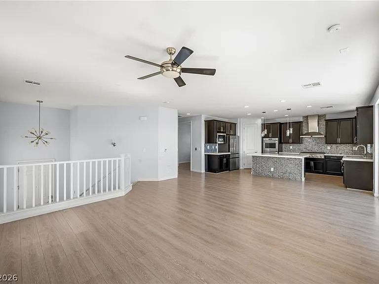 11914 Tres Bispos Ave — Photo 12