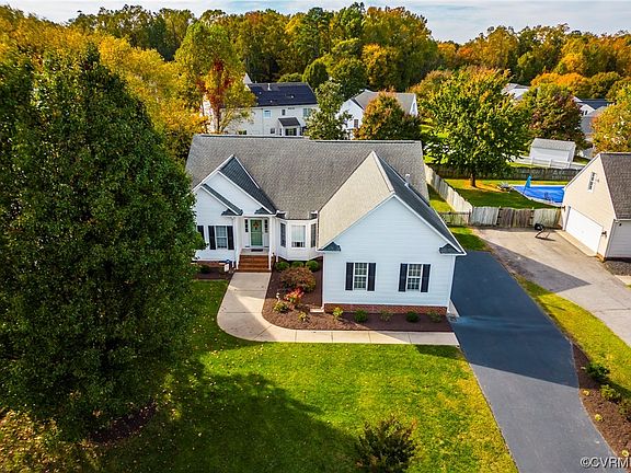 5th image of 10155 Stags Leap Dr