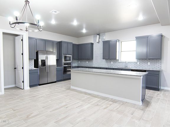 2nd image of 6140 Oleaster Dr