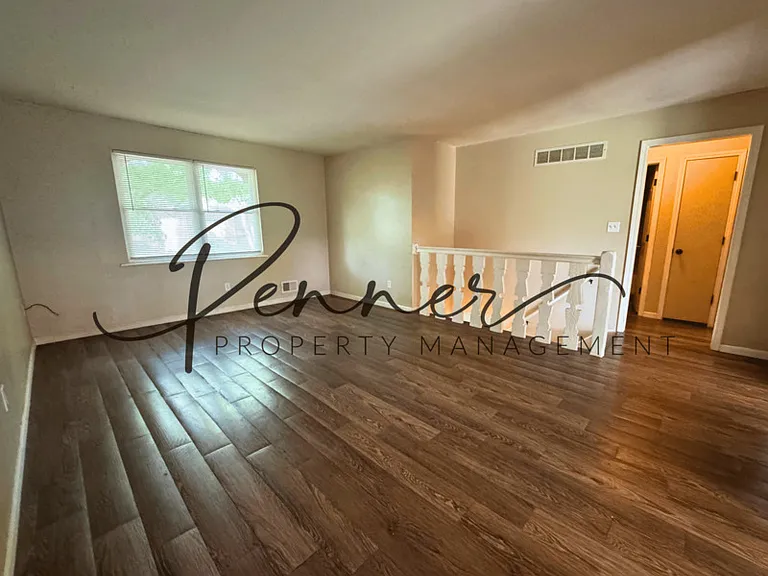 16701 E 28th Pl — Photo 4