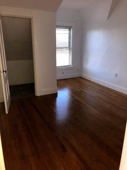 645 Somerville St #3 — Photo 9