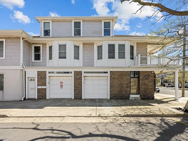 5123 Ventnor Ave #B — Photo 43