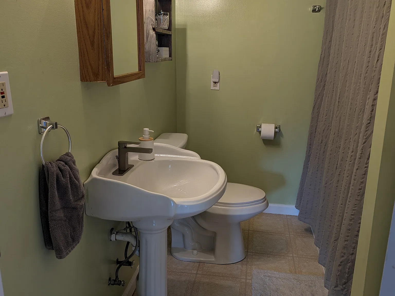 14th Ave, North Tonawanda — Photo 4
