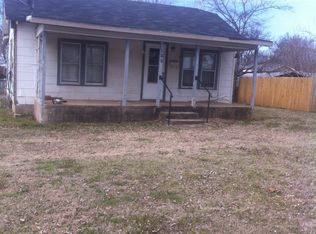 212 NW 6th St, Checotah, OK 74426