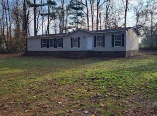 341 Burncoat Rd, Kinston, NC 28504