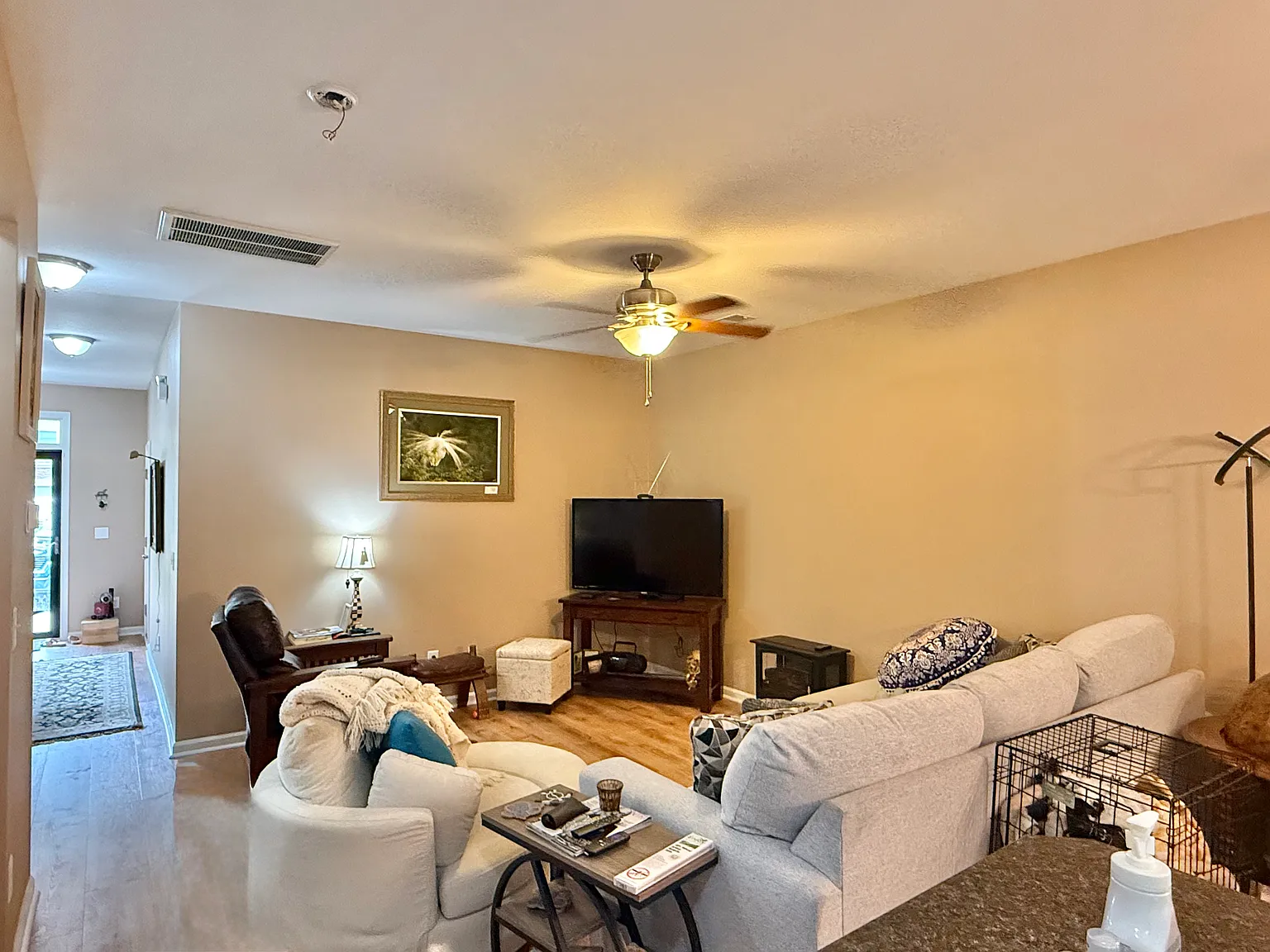 3 bed, 2.5 bath, 1486 sqft, $2,600 — Photo 4