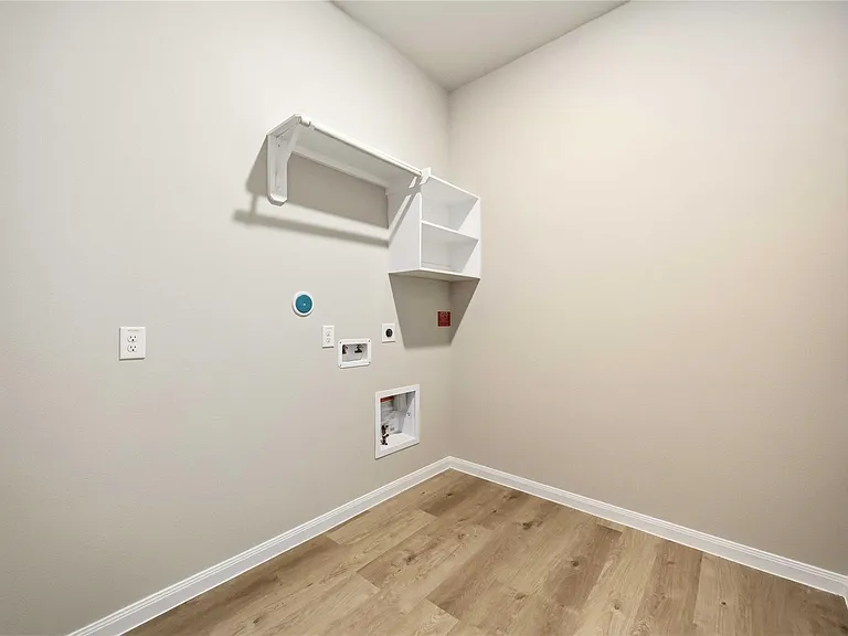 3915 Sugardale St — Photo 29