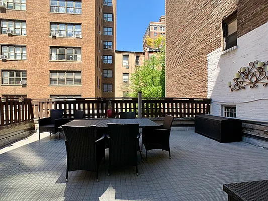 Rented by Building Equity Real Estate LLC | media 12