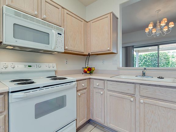 3rd image of 20216 N Mariposa Way