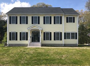 127 Eleanor Dr, Braintree, MA 02184
