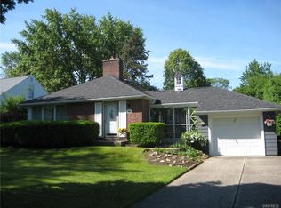 74 Rosedale Blvd, Amherst, NY 14226