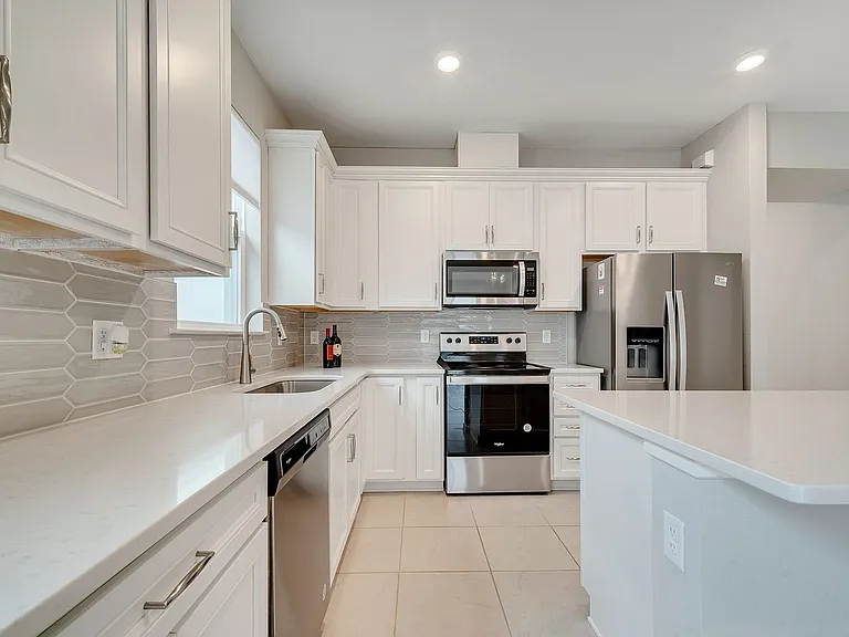 1848 Spring Shower Cir — Photo 42
