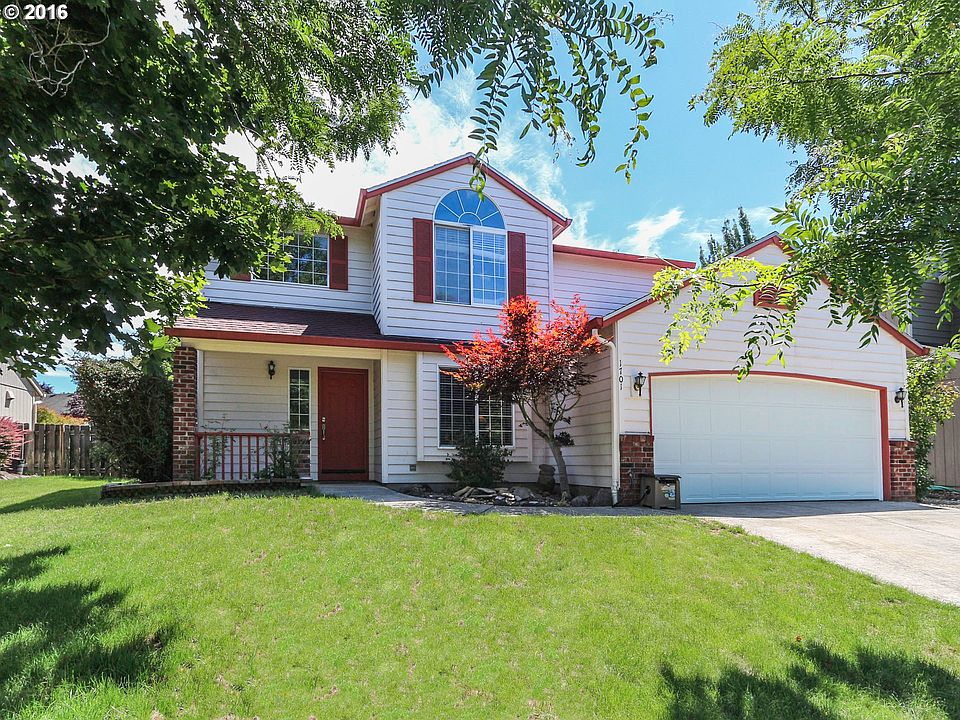 1st image of 1701 SE 184th Ave