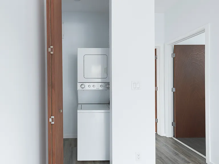 324 Mendoza Ave #6 — Photo 6