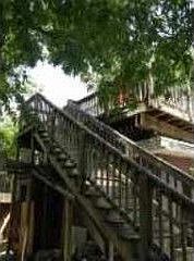 3rd image of 907 Romeria Dr