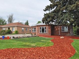 2421 Quebec St, Denver, CO 80207