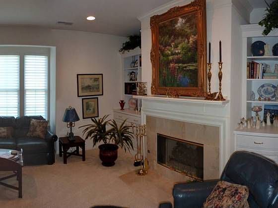 1st image of 13098 Farm Hill Dr
