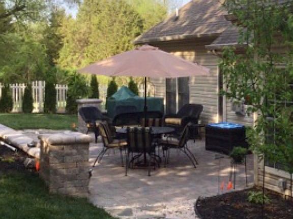 5th image of 7585 Hampstead Hall Dr