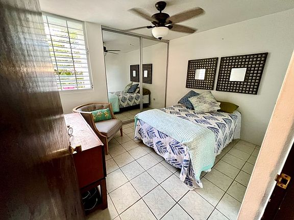 5th image of 791 Calle Ceciliana Cond Villa Universitaria APT B