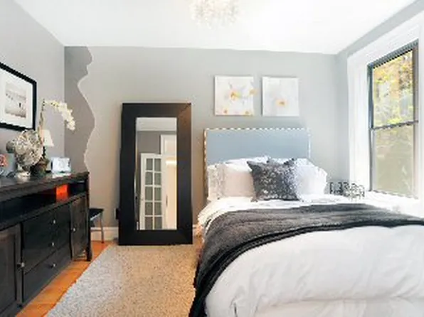 228 West 16th Street image 1 of 5